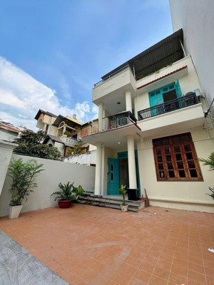 cho thuê cửa hàng, ki ốt tại xuân thủy, 58 triệu, 152m2, mặt tiền 8m