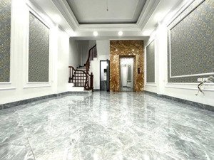 cực hiếm phố tôn đức thắng, lô góc, kinh doanh, ô tô ngủ nhà, gần phố, dt 43m2* 6t