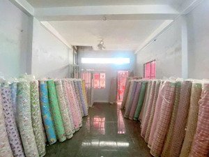 chính chủ bán gấp nhà lô góc ni sư huỳnh liên - 3 tầng, giá chỉ 9.7 tỷ