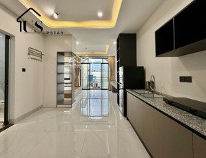 căn hộ nguyễn trãi quận 5, rộng 50m2, bancong, full nội thất, thang máy