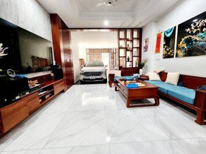 khu đô thị văn phú hà đông dt : 70m x 4tầng x mt4, 5trước nhà rộng thoáng gần mặt phố -siêu hiếm