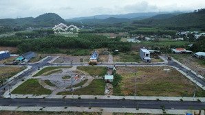 đất tái định cư xã hòa phú, đường nhựa 7,5m, 150m2 đất ở, gần khu thương mại số 7