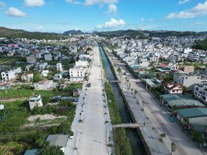 bán gấp đất mặt đường cao hà rộng 25m. dt: 140m2 , mt:10m. kinh doanh đẹp.