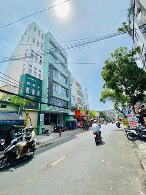 hiếm! bán tòa nhà ngay mặt tiền nguyễn văn linh quận 7 - dt 8x20m hầm 6 lầu hđt 200tr/th giá 39 tỷ