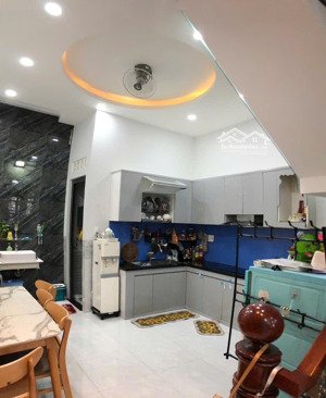 bán nhà riêng 3 tầng hẻm xe hơi, ngô chí quốc, bình chiểu, thủ đức, giá chỉ 4tỷ6 còn tl.