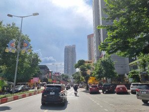 bán căn hộ tập thể hà đông 80m sử dụng 37m sổ đỏ giá 4.25 tỷ