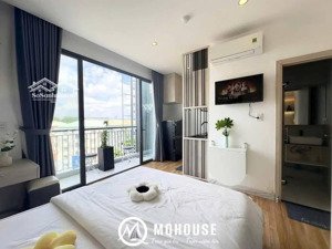 cho thuê căn hộ ban công, q10, ở hương giang, gần đh kinh tế, công viên lê thị riêng, go miền đông