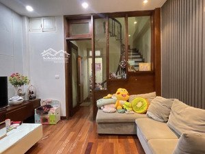 bán nhanh nhà 5 tầng - trung tâm ba đình - cách phố 10m