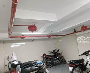 11tỷ5- căn hộ dòng tiền phố xuân thủy- 6 tầng, tổng 9 phòng 48m2, đầy đủ giấy phép nghiệm thu pccc