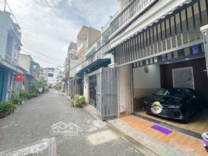 nhà 5 tầng dt cực rộng mặt tiền 4.5m gần mã lò, tân kỳ tân quý chỉ nhỉnh 5 tỷ