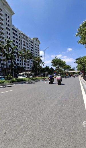 bán nhà mặt phố liễu giai 118m2, 9 tầng 1 hầm giá 125 tỷ. ba đình