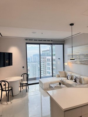 nhà mới 100%, 55m2, 1pn giá 34 triệu ở thảo điền green, tầng cao