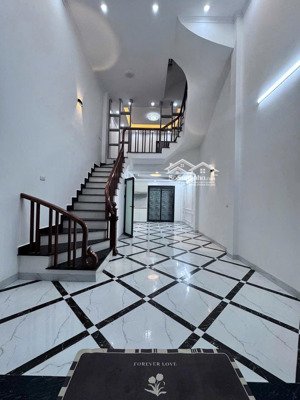 bán nhà thanh trì gần bx nước ngầm - dt 42m2 - xây mới gác lửng - nội thất đẹp - ở ngay