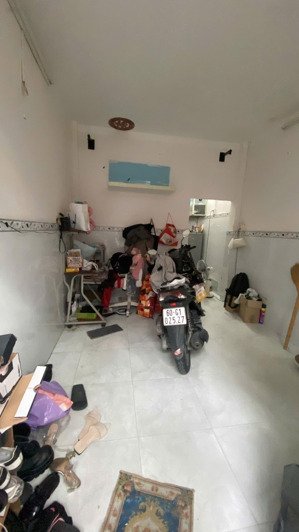 tbh//hàng cực hiếm 22m2 chỉ nhỉnh 2tỷxx - nhà 2 tầng đúc hẻm thông thoáng - lh ms vân