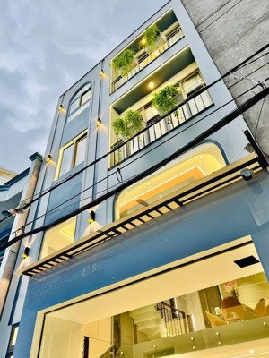 chỉ 2tỷ450tr nhà 3 tầng diện tích 6x7m(42m2) 3 phòng phòng thờ sân thượng- sổ hồng riêng