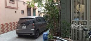 bán nhà bạch mai 28m2 - 3 ngủ - lô góc - ô tô đỗ cửa - 20m ra mặt phố - vị trí kim cương - giá tốt