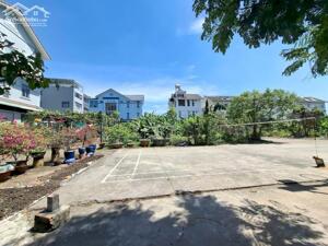 Lô đất biệt thự đường số 10 đối diện trường học