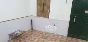 nhà trọ số 32 nghách 43/66 phố trung kính, trung hoà hoặc đi ngõ 110 trần duy hưng - cầu giấy