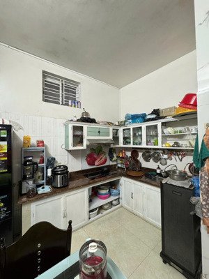 chính chủ cần bán gấp nhà 3 tầng thoáng mát,cách mặt đường phương lưu 60m ô tô đỗ cửa lh0368001555