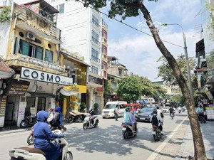 siêu phẩm mặt phố trung tâm phường cầu giấy mới, 130m2 xây 1o tầng cho thuê 170tr/tháng