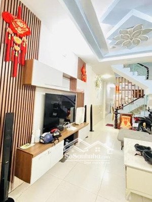 nhà phố 3 tầng - giáp lotte quận 7 - 48,5m2 - tân quy - nhỉnh 6 tỷ