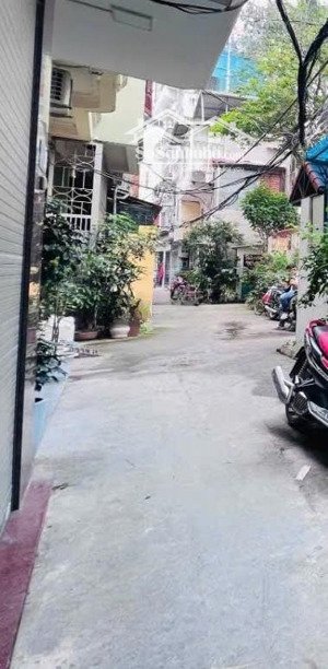 bán nhà minh khai, sát ô tô ngõ thoáng, full nội thất. giá 10.5 tỷ