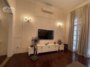 siêu phẩm nhà đẹp lõi đống đa 111m, ô tô đỗ cửa, mặt tiền 5.5m, cách tây sơn 50m sổ đỏ chính chủ