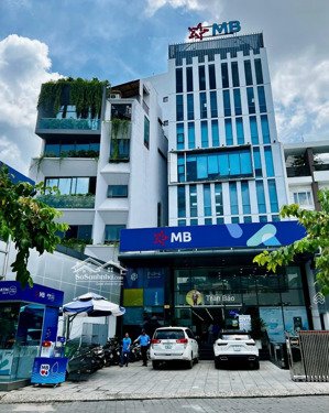 duy nhất. siêu phẩm góc 2mt trần não, an khánh, quận 2. dt:12,5x54m. cn: 610m. giá 340 tỷ tl