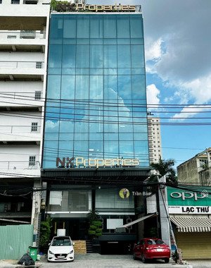 mặt tiền lương định của, an khánh, quận 2. dt: 10x30m - xd: hầm-7 tầng. hđt: 280 tr/th. giá 70 tỷ