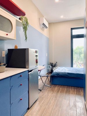 phòng ban công full nội thất gần liên phường, phú hữu, fpt, ufm