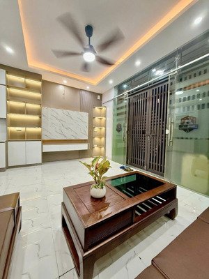 bán nhà hoàng hoa thám 50m x 5 tầng 13 tỷ