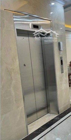 tôi cho thuê nhà lô góc, đẹp, mới, thang máy, 147m2 5t, kd, vp, nhà hàng, phố lê quang đạo - 49 tr