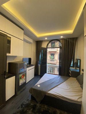 cho thuê phòng full đồ, ban công ngõ 290 kim mã free 3 tháng phí dịch vụ