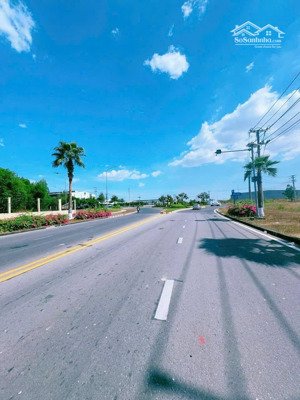 cho thuê xưởng sx có khuôn viên riêng biệt 1ha6 trong kcn long thành đồng nai 110.031,6 đ/m²/th
