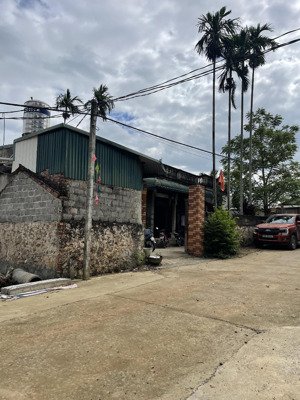 chinh chủ gui bán căn nhà và 350m2 đất sổ đỏ chi có nhỉnh 1tỷ