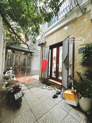 bán nhà - hoàng hoa thám - ba đình - gần phố - nhà đẹp - thoáng sáng -