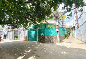 bán nhà hxh đường nguyễn văn đậu p.11 bt. 6.8x11m 2 tầng. căn góc 2 mt thoáng. khu sang hẻm trục.