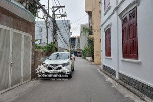 siêu phẩm trung tâm cầu giấy - 8 tầng - thang máy - gara ô tô - 10m ra phố