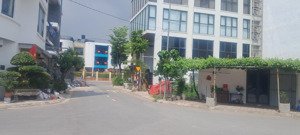 bán đất tái định cư ngọc thụy, long biên. 60m, mt: 4m, 15.5 tỷ. vỉa hè ô tô tránh, gần công viên.