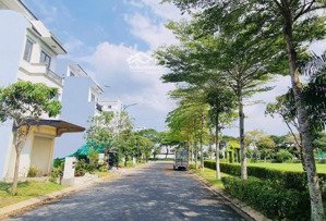 kẹt tiền cần bán gấp lô đất ngay long trường,quận 9 80m2-2tỷ250 ( giảm 300tr)thích hợp đầu tư