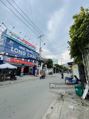 hàng hot !!! mặt tiền kinh doanh ngay chợ thủ đức , đông dân cư kinh doanh đa nghành