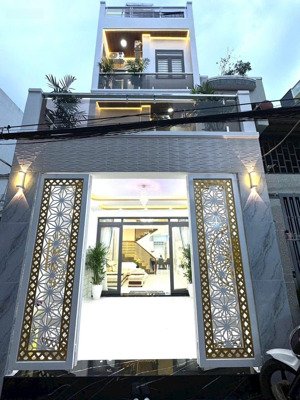 hot! nhà mới 3 tầng- full nội thất- quận 7- nhỉnh 6 tỷ