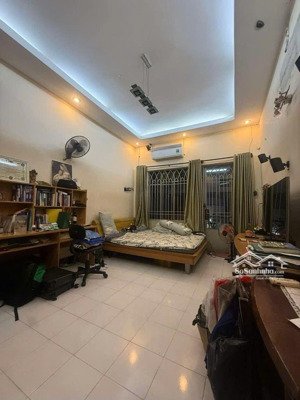 chính chủ bán nhà mặt tiền hùng vương, p9, q5 - giá 19 tỷ, vị trí kinh doanh đỉnh cao