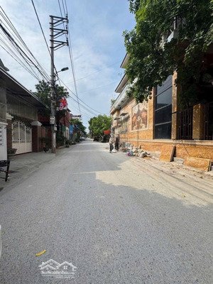 trung tâm chợ cổ loa vị trí lô đất nằm tại bìa làng trung tâm chợ xóm nhồi khu vực đông dân 5,1ty