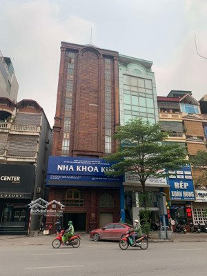 mặt phố tô ngọc vân , 120m2,mt:5,8m, giá: 85 tỷ,đẳng cấp,sang trọng .