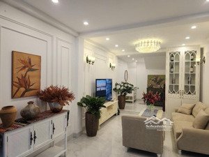 bán nhà 48m x 6t mt 4m phố võ chí công. thang máy xịn, gần ngoại giao đoàn, 5 phút ra hồ tây