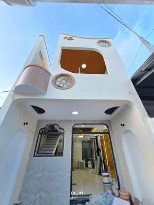 nhà 1 lầu mới phường tân biên gần quốc lộ 1a 4.6*15m sổ riêng thổ cư hoàn công 2.85 tỷ