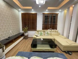 siêu phẩm nhà 4 tầng gần hồ hoàng cầu, mt quyền lực, sổ đẹp nở hậu, mua là có lộc