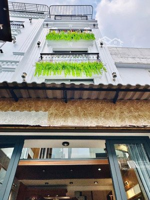 bán nhà mt đừơng tô hiệu,tân phú 4tỷ280.sổ sẵn,ngân hàng hỗ trợ 70%.đang có dòng thuê 18triệu/tháng