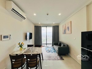 hot!!! căn hộ 1pn the emerald golf view full nội thất, giá rẻ thì khỏi bàn.